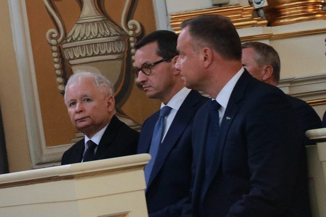 Morawiecki odkrył historyczną prawdę i zaatakował prezesa PiS, Andrzeja Dudę i cały aparat Zjednoczonej Prawicy