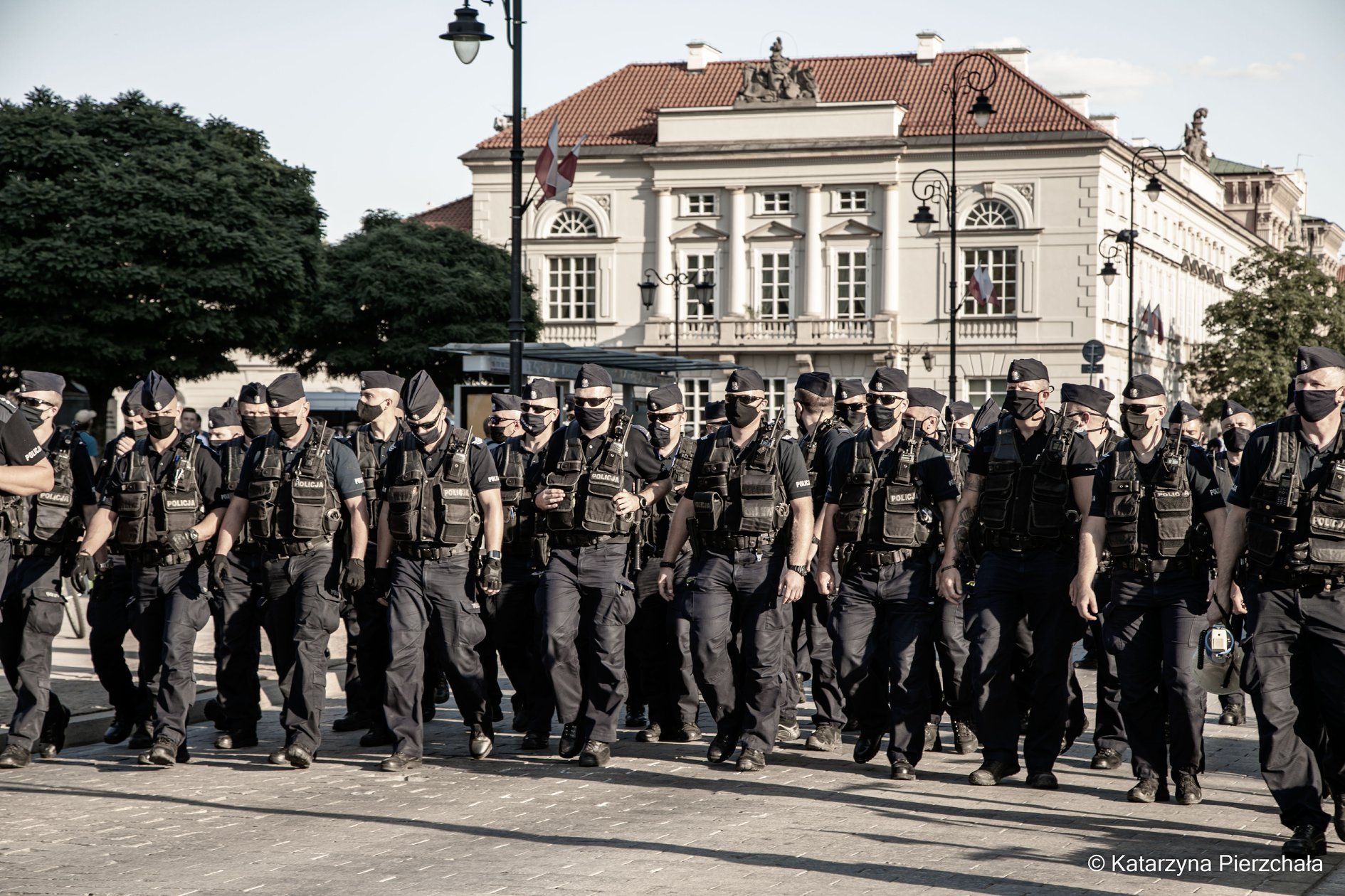 Zakazany marsz granatowej policji